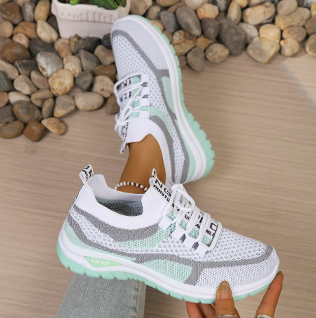 Marina | Zapatillas deportivas ligeras y cómodas
